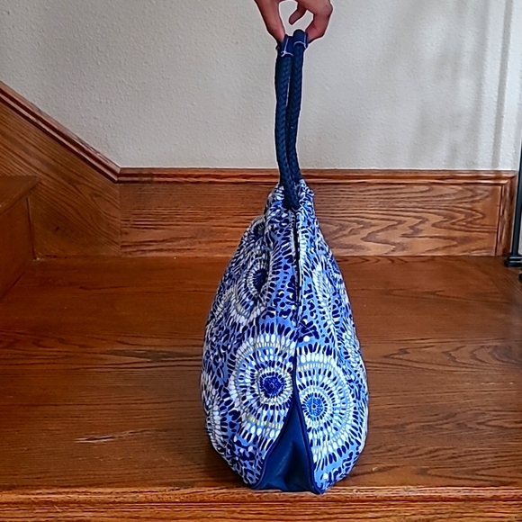 Vera Bradley Large Quilted Hobo Tote Bag - Retired Pattern - Picture 4 of 9